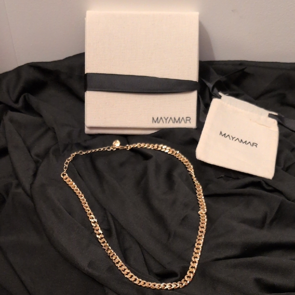 MAYAMAR Gold Curb Chain Necklace - Picture 1 of 9